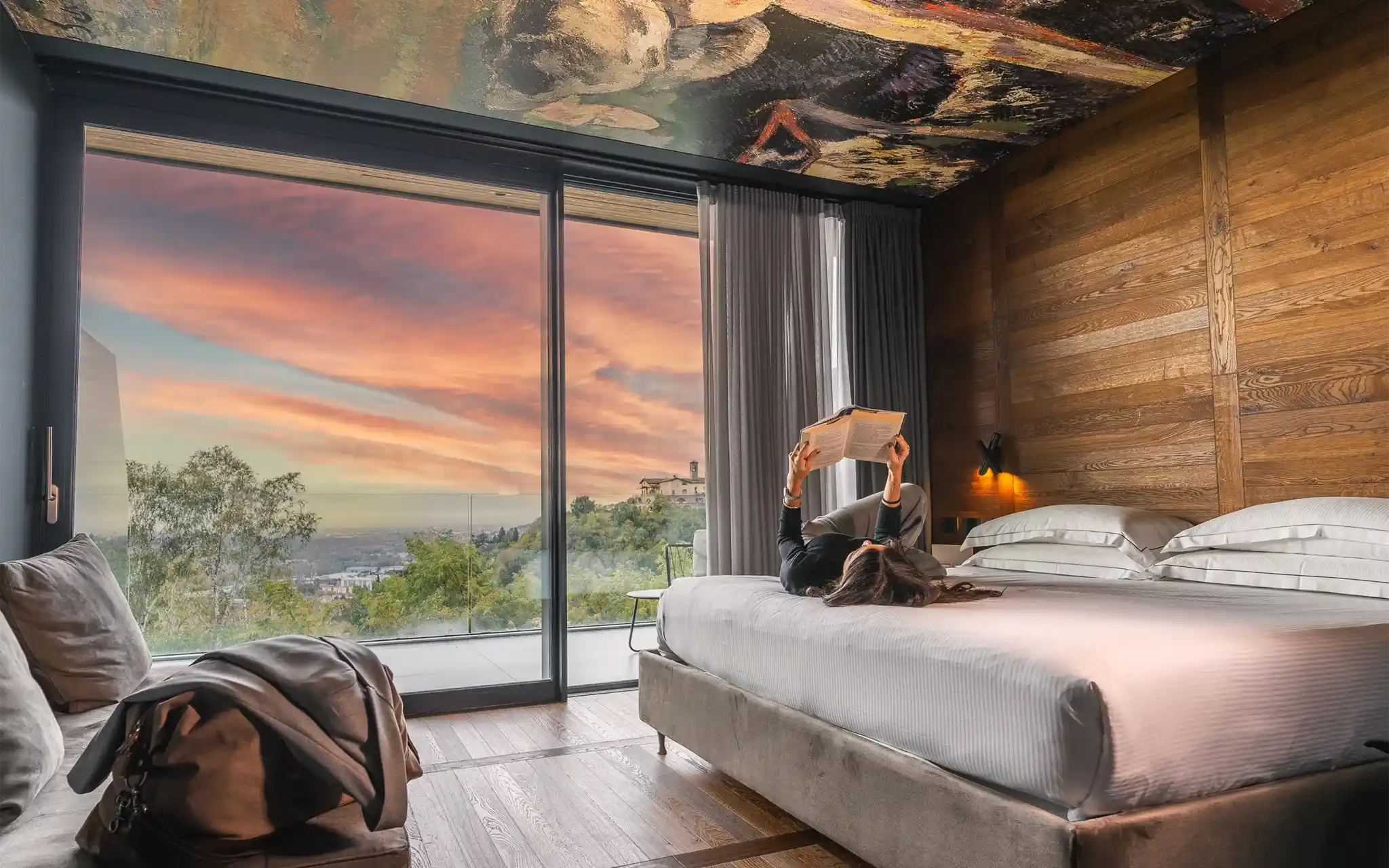 phi-hotel-piajo-deluxe-gran-vista-3.webp
