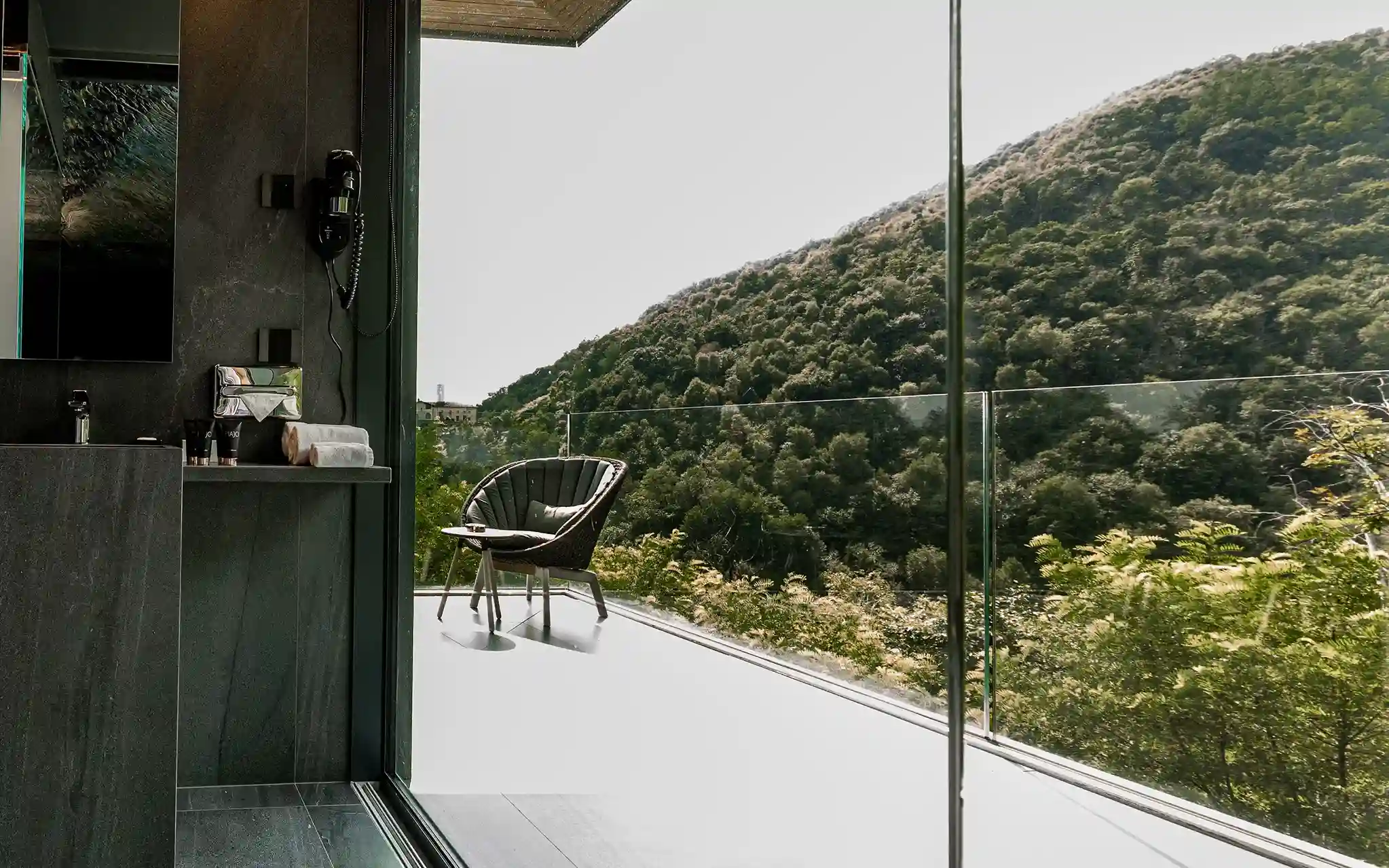 phi-hotel-piajo-junior-suite-aquamoon-5.webp